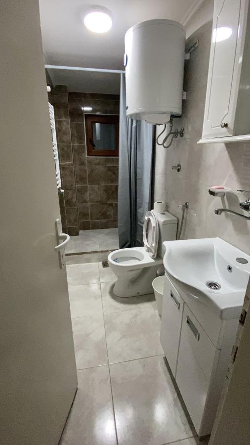 Kuca Na Dan Sa Bazenom Hedonist Place Zaklopaca  Εξωτερικό φωτογραφία